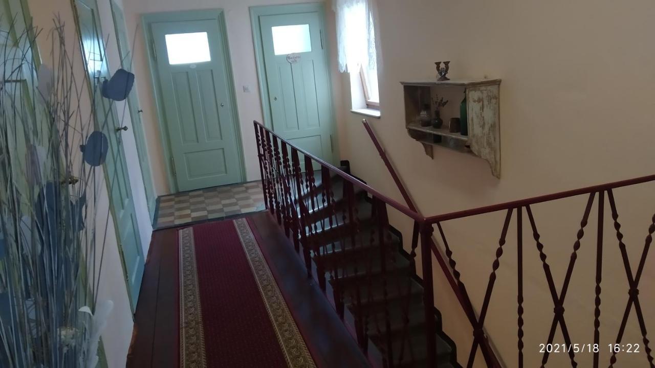 Privatzimmer *