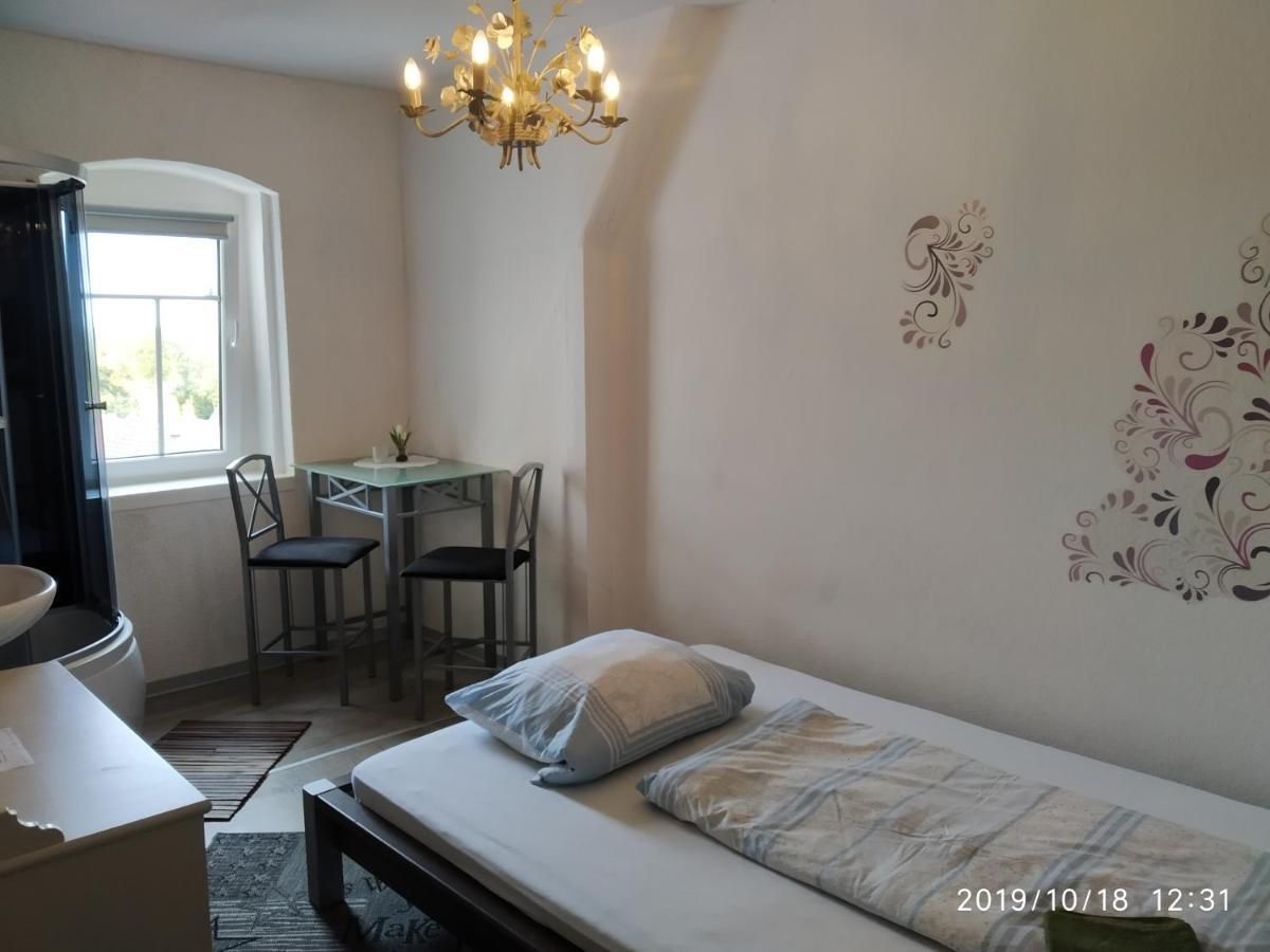 Privatzimmer Homestay *
